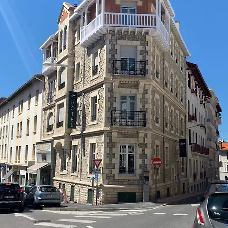 Ama 3* Биарриц