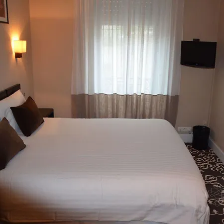Ama Hotel 3*